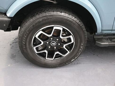 Certified 2023 Ford Bronco Outer Banks image 9