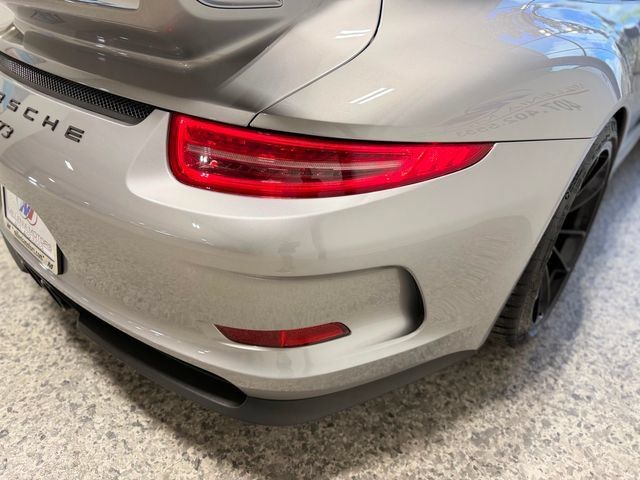 Used 2015 Porsche 911 GT3 RWD image 42