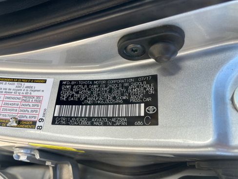 Used 2018 Toyota Camry SE image 25