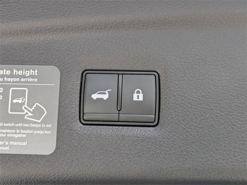 Used 2024 INFINITI QX50 Sport image 14