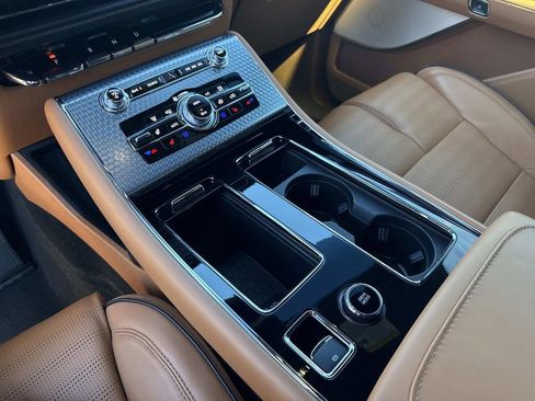 Certified 2024 Lincoln Aviator Black Label image 26