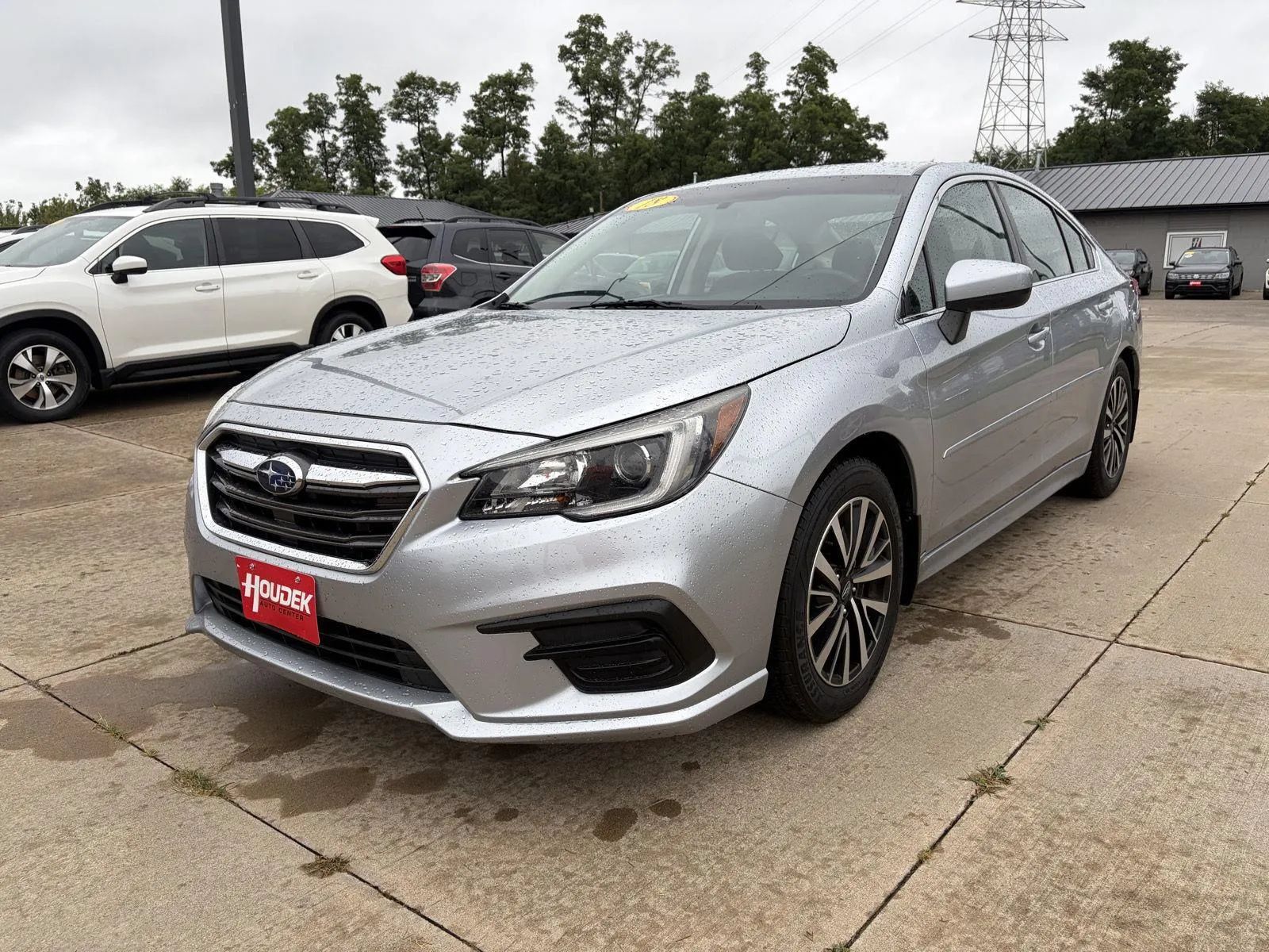 Used 2018 Subaru Legacy 2.5i Premium AWD/4WD image 3