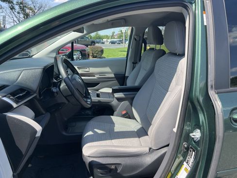 Used 2022 Toyota Sienna LE FWD image 13