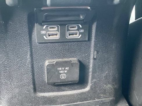 Used 2021 Jeep Wrangler Unlimited Sahara AWD/4WD image 15