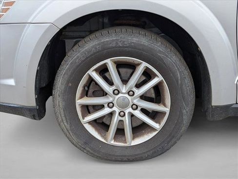 Used 2013 Dodge Journey SXT w/ Flexible Seating Group image 11