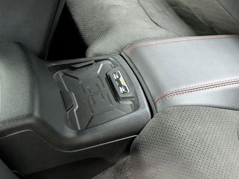 Used 2018 Chevrolet Camaro ZL1 image 16