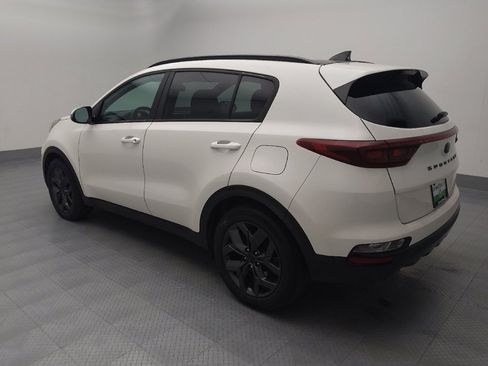 Used 2021 Kia Sportage S image 3