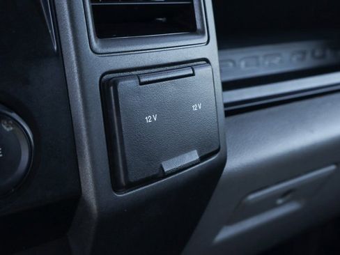 Used 2022 Ford F250 XL w/ STX Appearance Package image 39