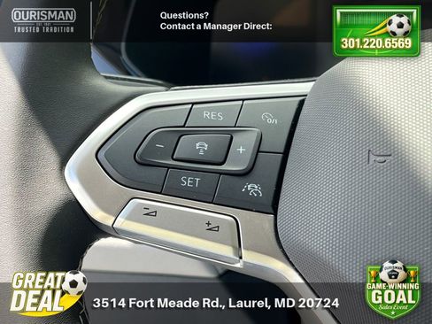 Used 2024 Volkswagen Taos SE FWD image 23