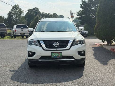 Used 2017 Nissan Pathfinder SL AWD/4WD image 3
