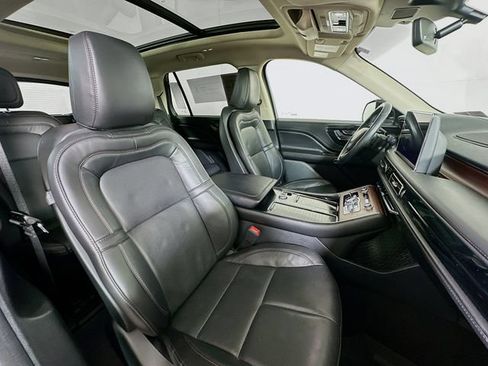 Certified 2023 Lincoln Aviator Reserve w/ Elements Package Plus AWD/4WD image 33