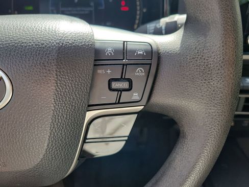 Used 2025 Toyota Camry LE FWD image 22