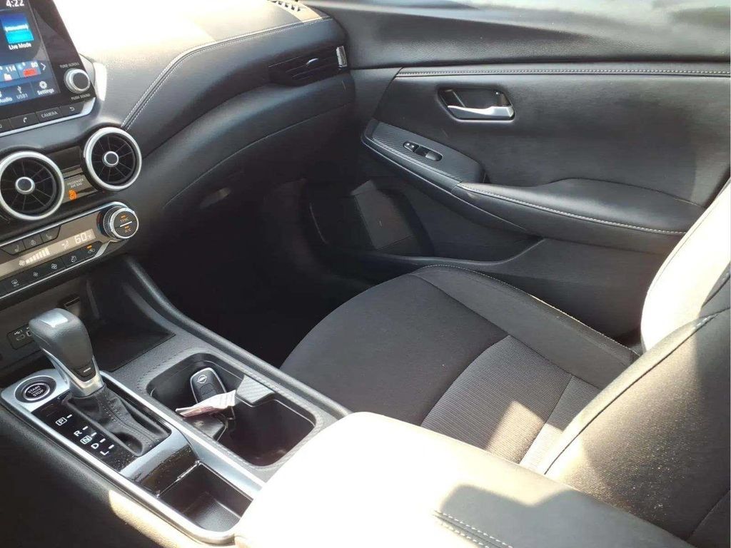 Used 2025 Nissan Sentra SV w/ All-Weather Package FWD image 11