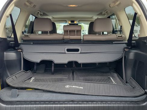 Used 2022 Lexus GX 460 Premium image 8