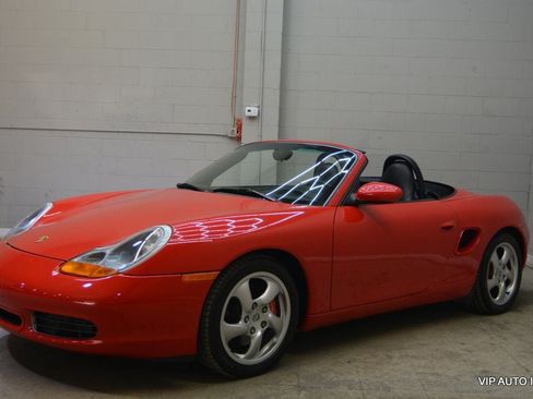 Used 2002 Porsche Boxster S RWD image 2
