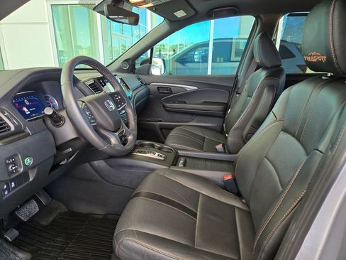 Used 2022 Honda Pilot TrailSport image 9