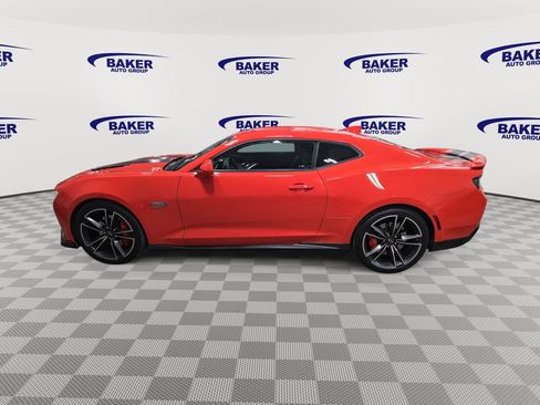 Certified 2018 Chevrolet Camaro SS w/ Hot Wheels Edition RWD image 8
