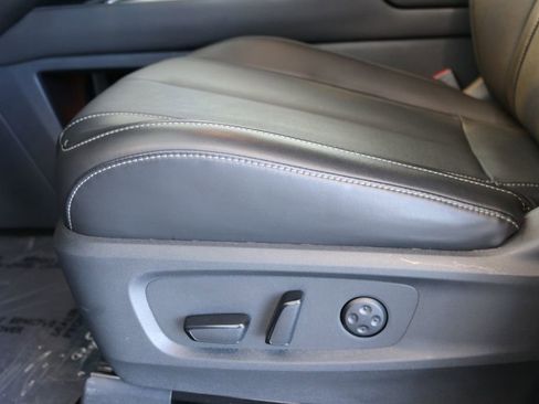 Certified 2025 INFINITI QX60 Pure image 15