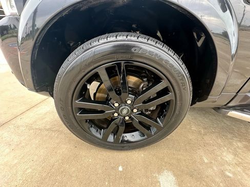 Used 2015 Land Rover LR4 HSE LUX image 39