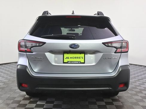 Used 2025 Subaru Outback Premium AWD/4WD image 5