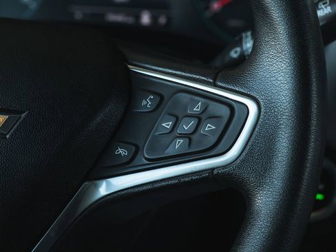 Used 2018 Chevrolet Equinox LS image 25