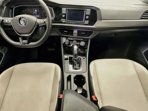 Used 2020 Volkswagen Jetta R-Line FWD image 13