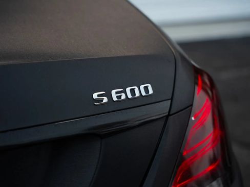 Used 2016 Mercedes-Benz Maybach S 600 image 24
