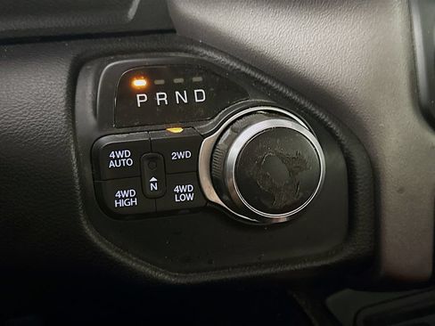 Used 2019 RAM 1500 Big Horn AWD/4WD image 17