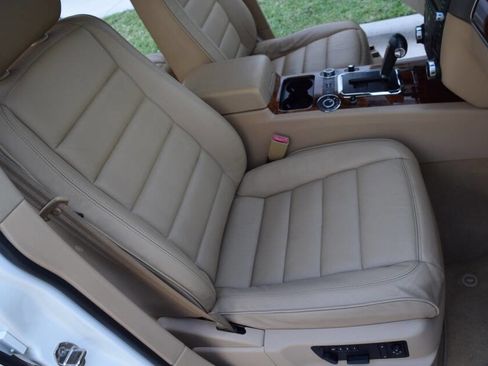 Used 2006 Volkswagen Touareg V10 TDI AWD/4WD image 50