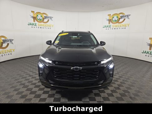 Certified 2024 Chevrolet Trax ACTIV w/ Sunroof Package FWD image 2