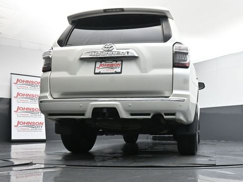 Used 2017 Toyota 4Runner Limited image 37