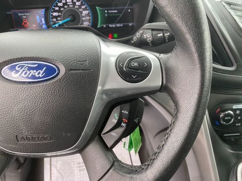 Used 2016 Ford C-MAX SE image 17