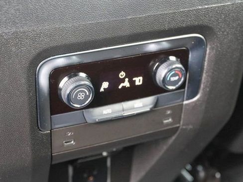 Used 2025 Chevrolet Tahoe Z71 AWD/4WD image 22