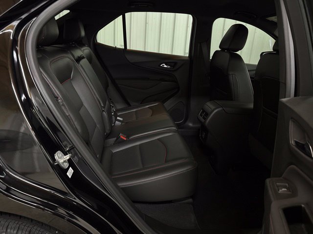 Used 2024 Chevrolet Equinox RS w/ RS Leather Package FWD image 17