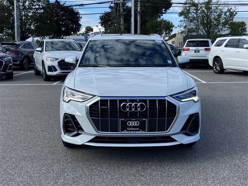 Certified 2025 Audi Q3 2.0T Premium Plus w/ Premium Plus Package image 4