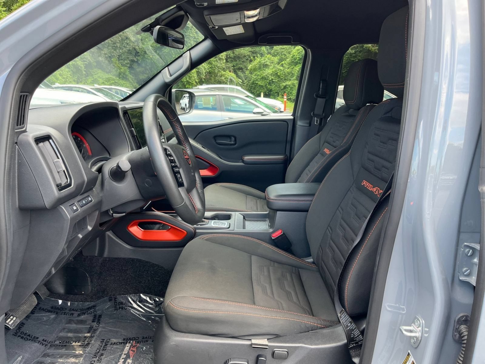 Used 2026 Nissan Frontier PRO-4X AWD/4WD image 30