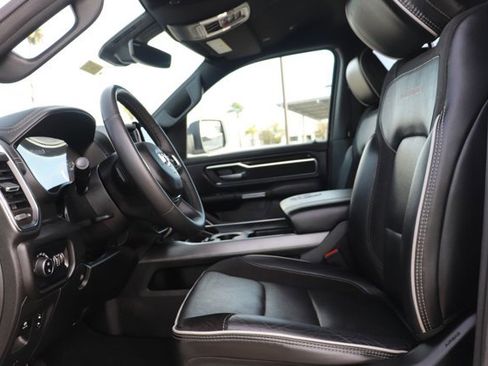 Used 2025 RAM 1500 Laramie image 10