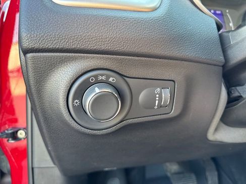 Used 2017 Jeep Compass Sport image 23