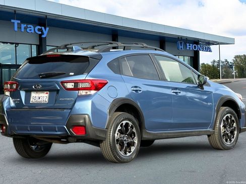Used 2022 Subaru Crosstrek 2.0i Premium w/ Popular Package #3 image 6