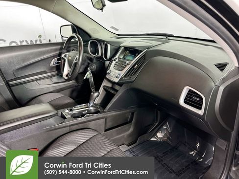 Used 2016 Chevrolet Equinox LT w/ Convenience Package image 26