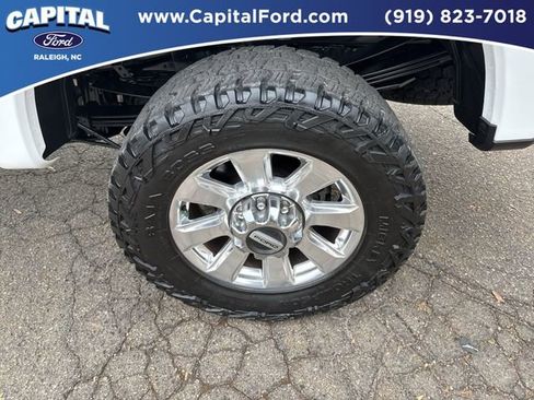 Used 2022 Ford F350 Platinum w/ FX4 Off-Road Package image 13