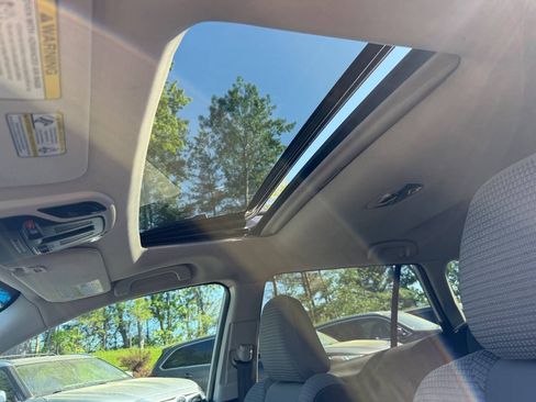 Used 2022 Subaru Outback Premium AWD/4WD image 19