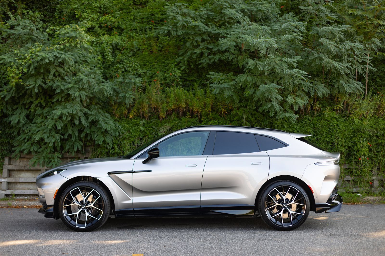 Used 2026 Aston Martin DBX 707 AWD/4WD image 7