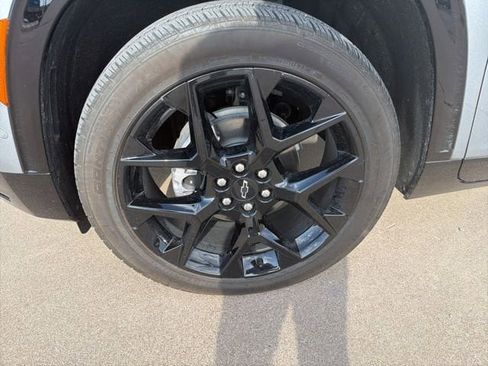 Used 2026 Chevrolet Traverse RS image 16
