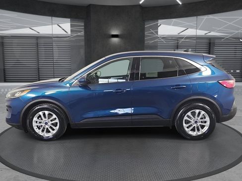 Used 2020 Ford Escape SE FWD image 8