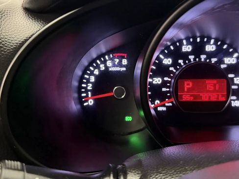 Used 2019 Kia Soul + FWD image 10