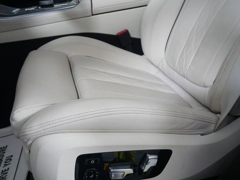 Certified 2026 BMW X5 xDrive50e w/ Executive Package AWD/4WD image 10