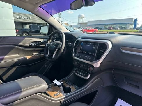 Used 2021 GMC Acadia SLE w/ Driver Convenience Package FWD image 11