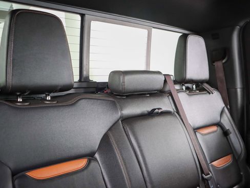 Used 2023 GMC Sierra 2500 AT4 w/ AT4 Preferred Package image 31