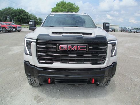New 2026 GMC Sierra 2500 AT4X AWD/4WD image 11